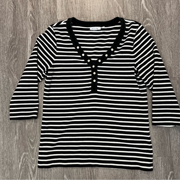 Chico's Womens Zenergy Striped Ribbed Henley Tee Top Size 2 Black White Stretch - Picture 2 of 12